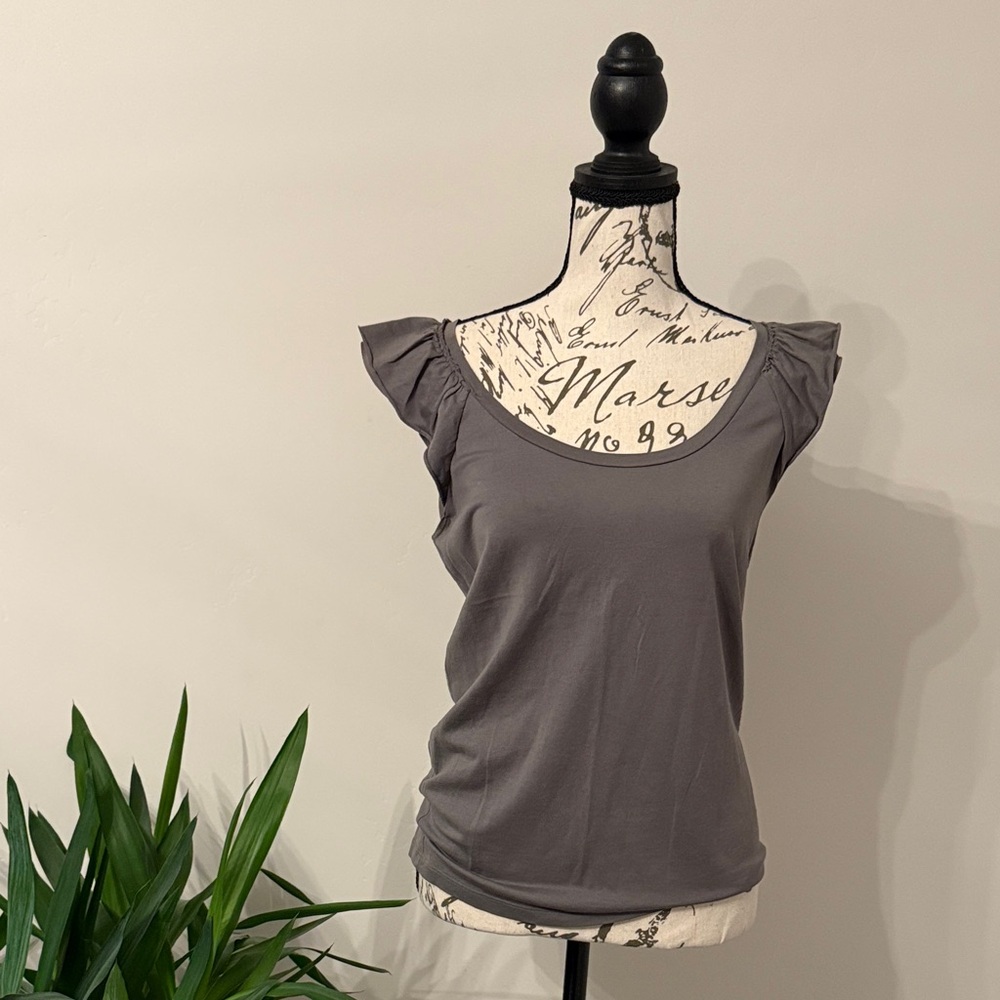 Banana Republic Charcoal Ruffle Sleeve Tank - Picture 1 of 6
